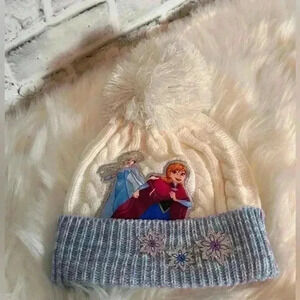 Disney Frozen winter‎ knit hat with Pom Pom, glittery featuring Elsa and Anna